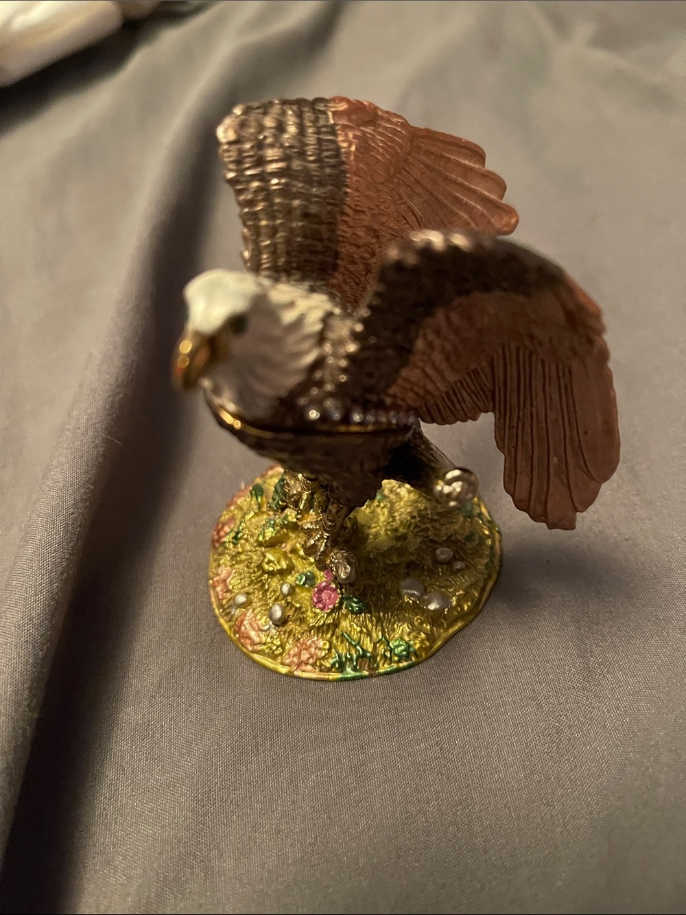 Eagle tricket box with Gold Base